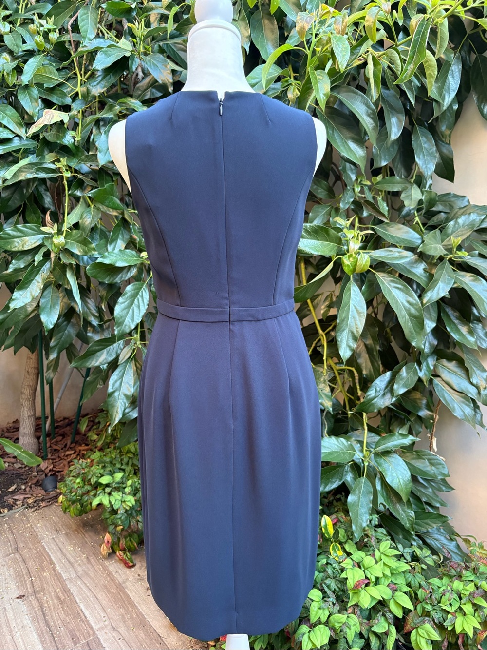 NWT J.Crew Navy Scalloped Edge Crepe Dress Size 0 - Picture 2 of 7
